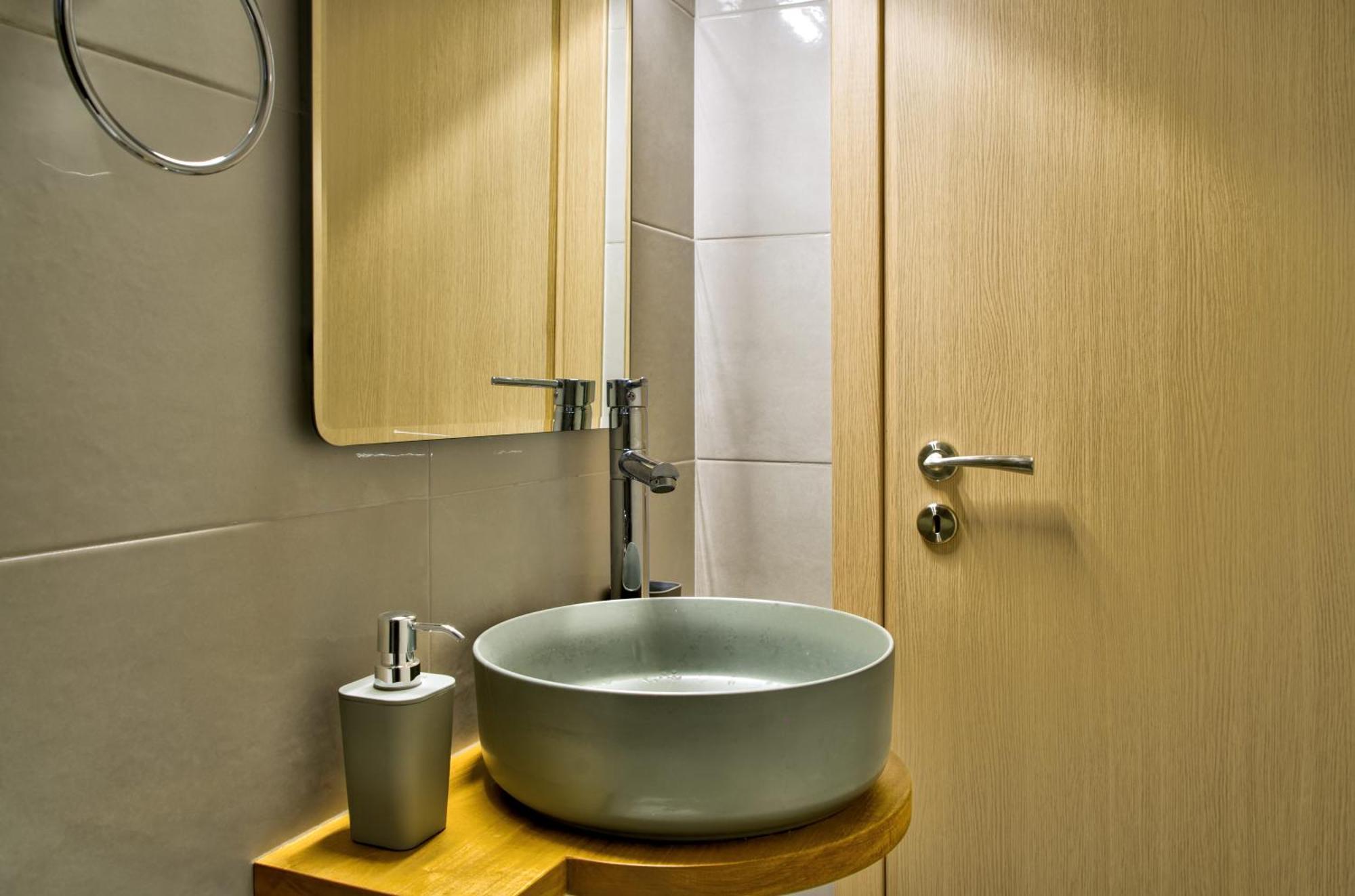Hydra Apartment Патра Екстериор снимка